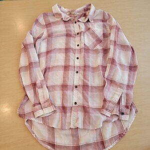 Hippie Laundy Button Up Flannel Plaid Women's Shirt in Medium